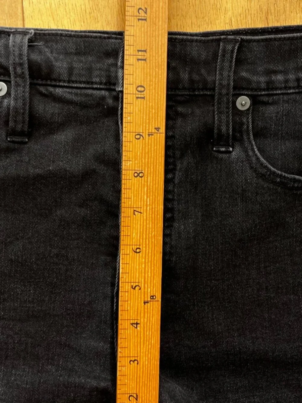 MADEWELL CUT OFF BUTTON FLY DENIM SHORTS Women’s sz 28 Black Frayed Hem